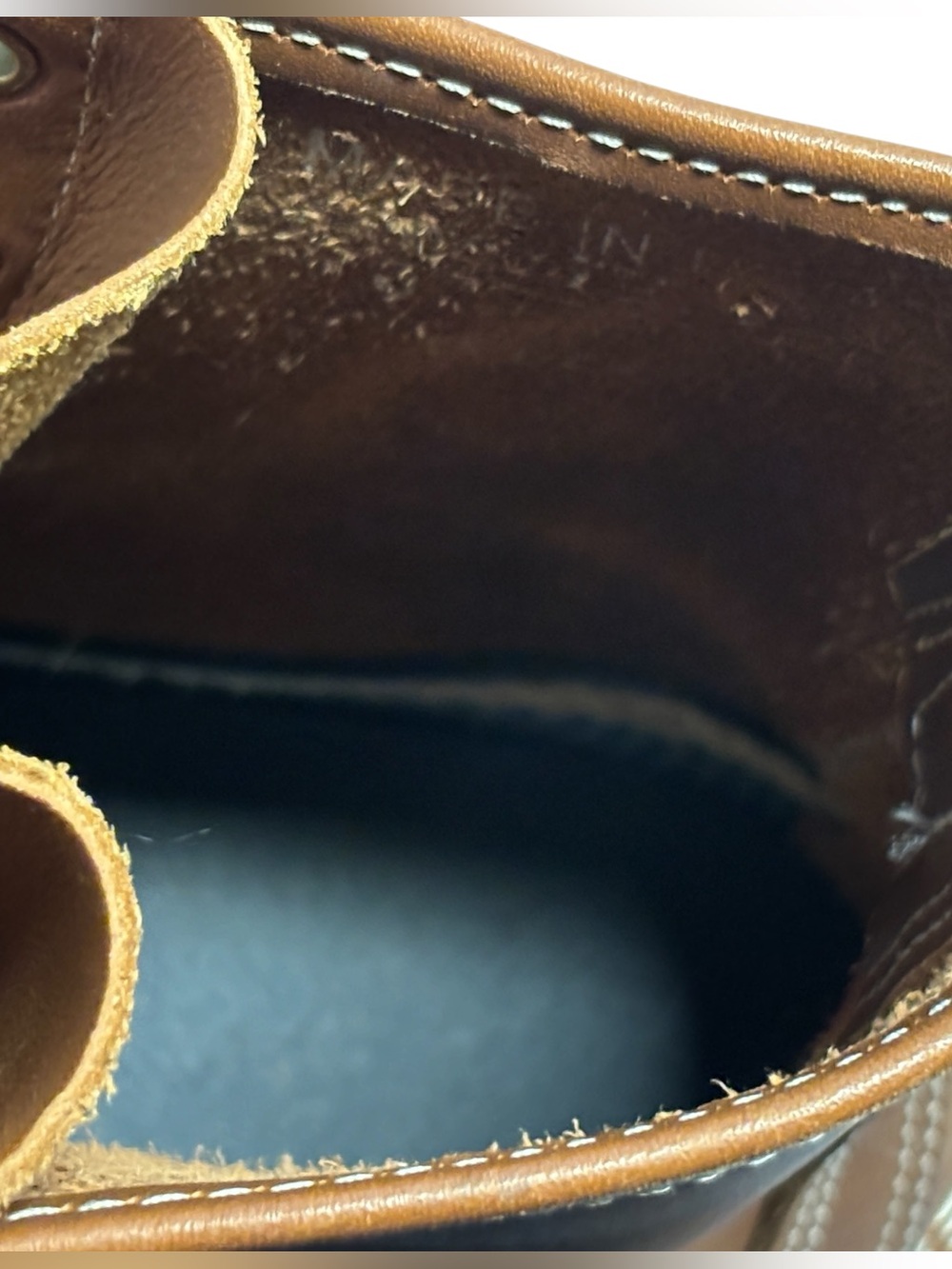 Ends 8/1 L.L. Bean Brown Leather Navy Rubber Duck Boots 9 - Picture 6 of 9